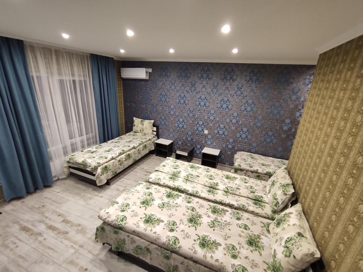 Karavan Hotel Bila Krynytsya  Ngoại thất bức ảnh
