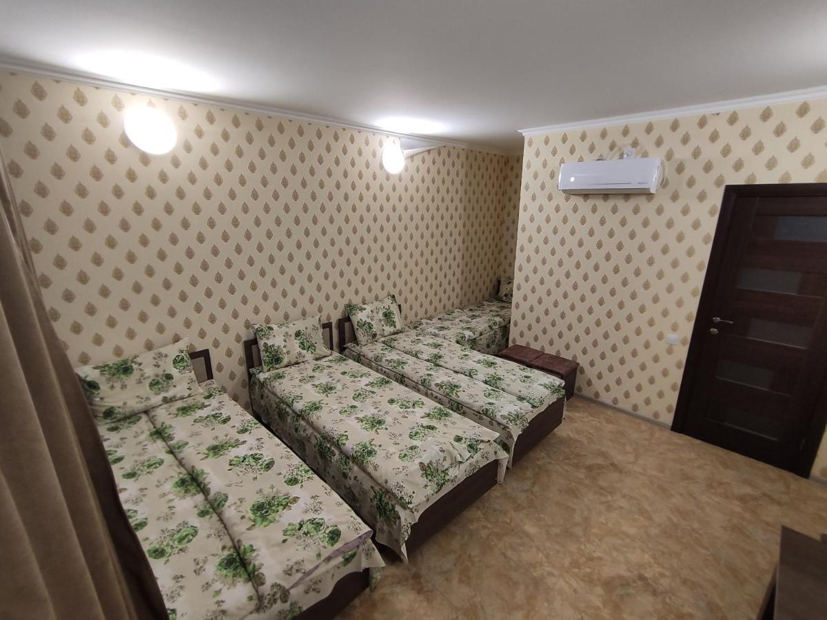 Karavan Hotel Bila Krynytsya  Ngoại thất bức ảnh