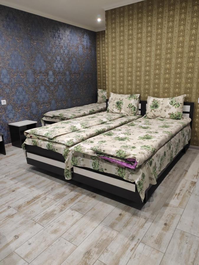 Karavan Hotel Bila Krynytsya  Ngoại thất bức ảnh