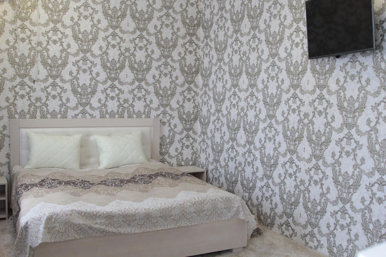 Karavan Hotel Bila Krynytsya  Ngoại thất bức ảnh