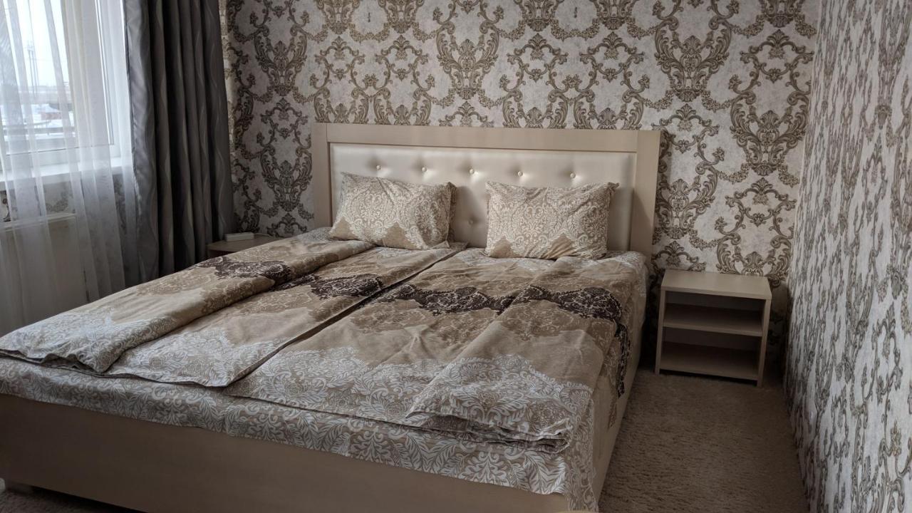 Karavan Hotel Bila Krynytsya  Ngoại thất bức ảnh