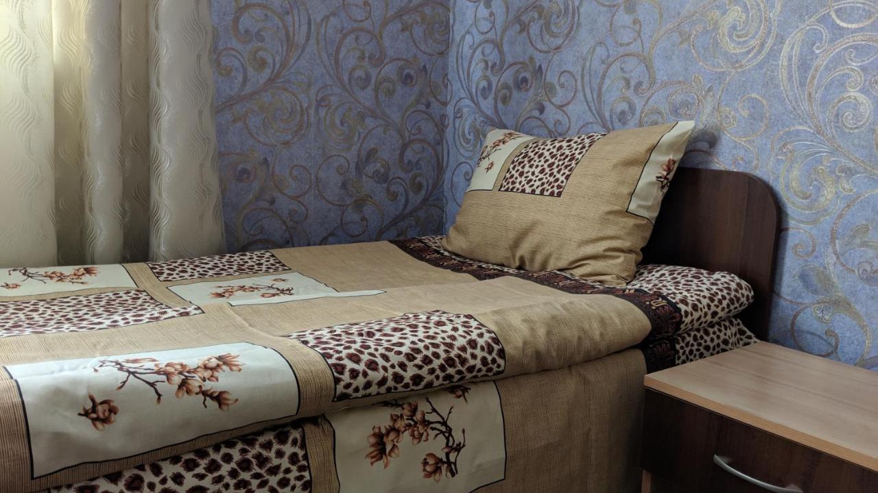 Karavan Hotel Bila Krynytsya  Ngoại thất bức ảnh