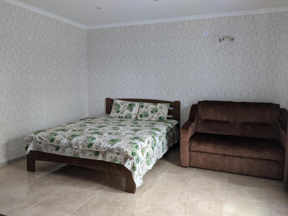 Karavan Hotel Bila Krynytsya  Ngoại thất bức ảnh