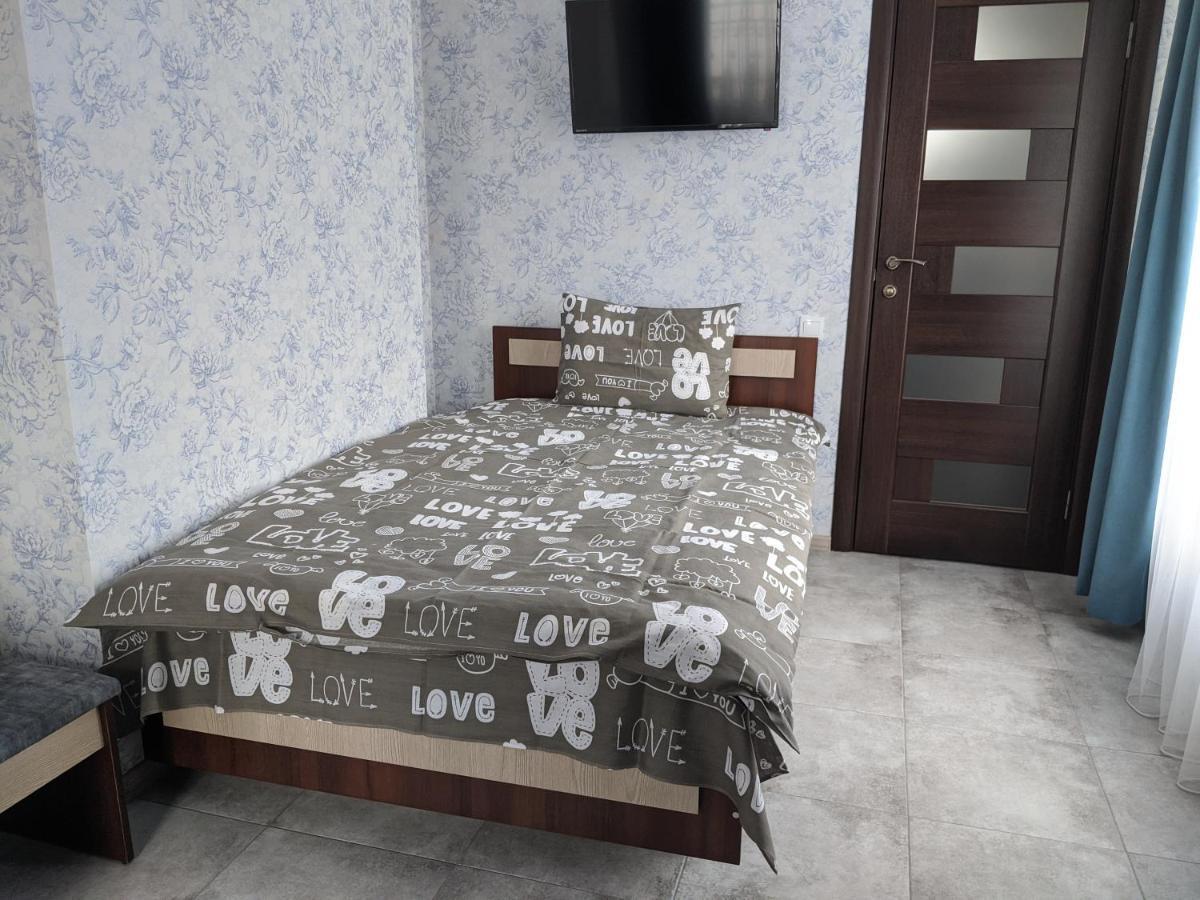 Karavan Hotel Bila Krynytsya  Ngoại thất bức ảnh